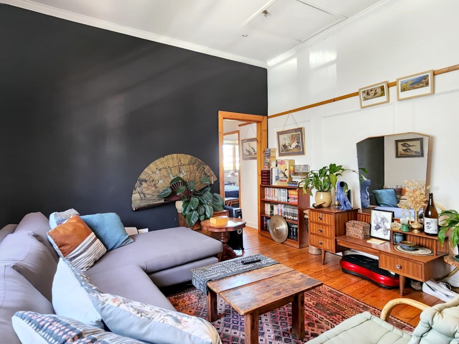 1 Bedroom Property for Sale in Tamboerskloof Western Cape